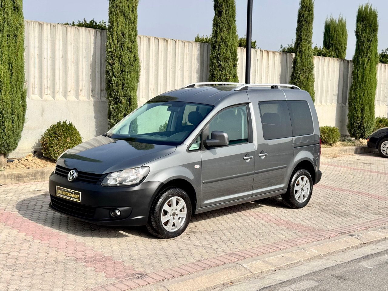 Volkswagen Caddy 1.6TDI Automatike 2012