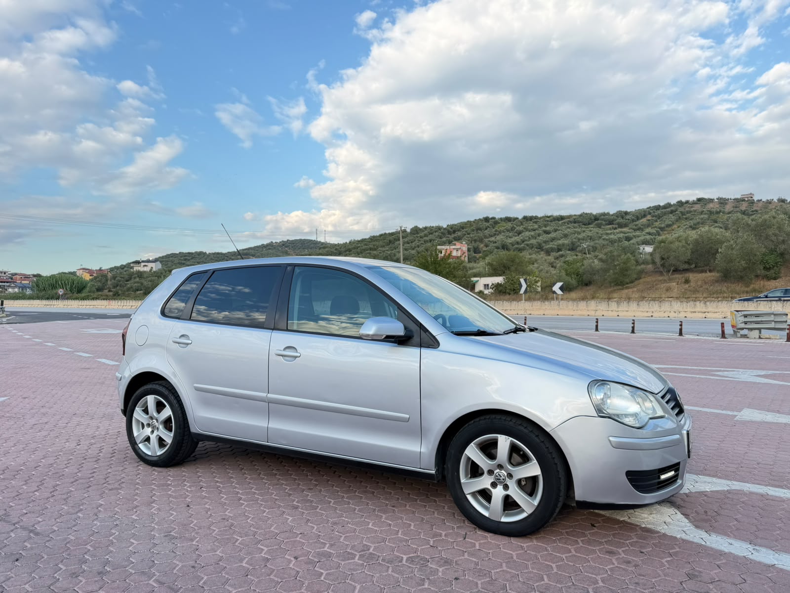 Volkswagen Polo 1.4 Nafte 2006 Manuale