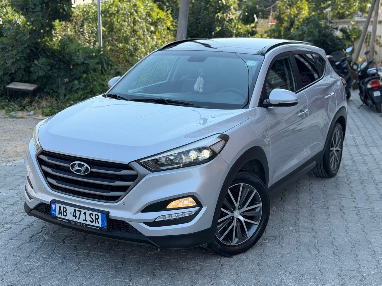 SHITET HYUNDAI TUKSON 1.7 DIEZEL FULL OPSION 2015 PREMIUM