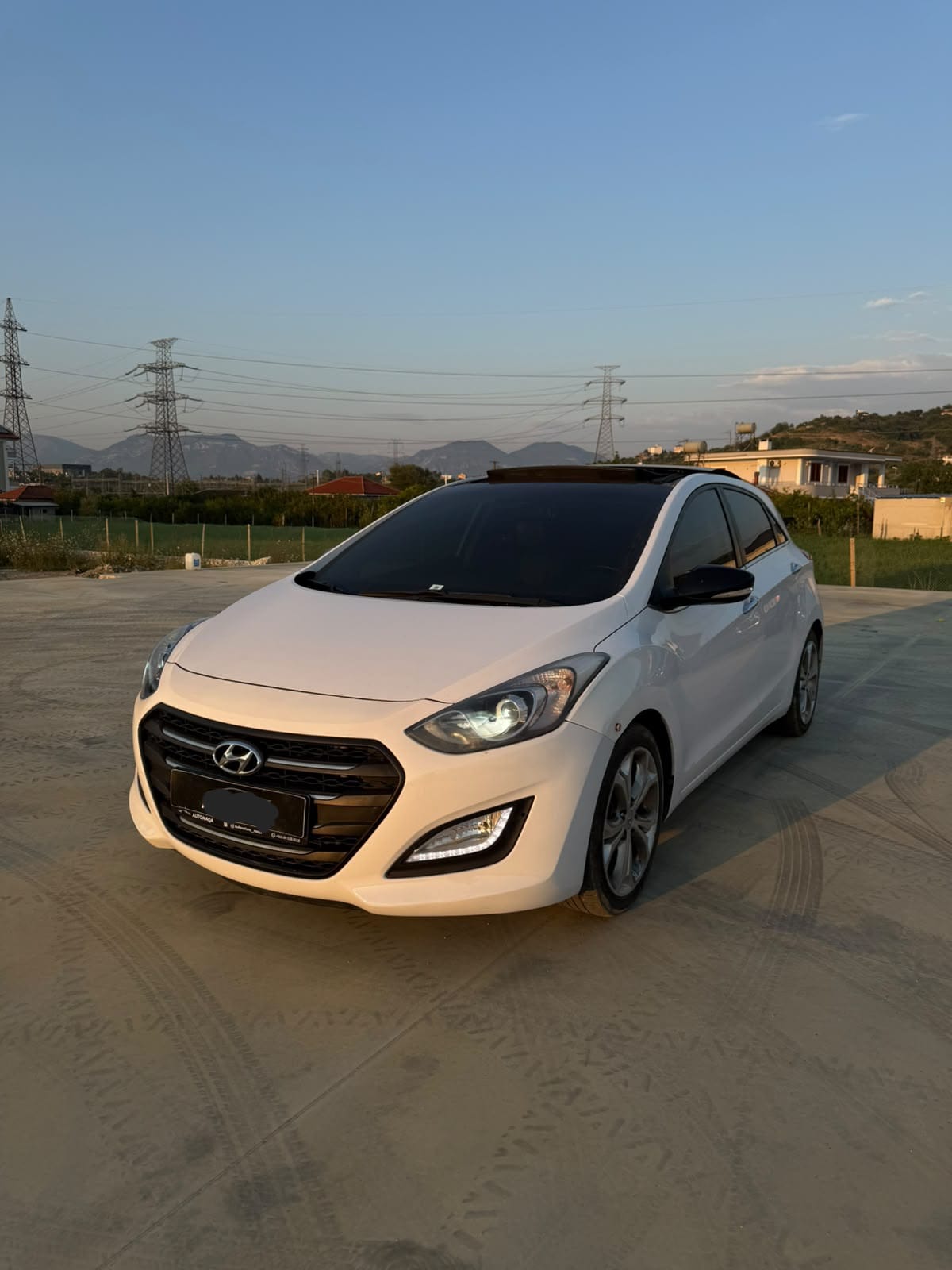 🔥 HYUNDAI i30 SW 1.6 CRDi VGT AUTOMAT – VITI 2015 | FULL OPSION 🔥