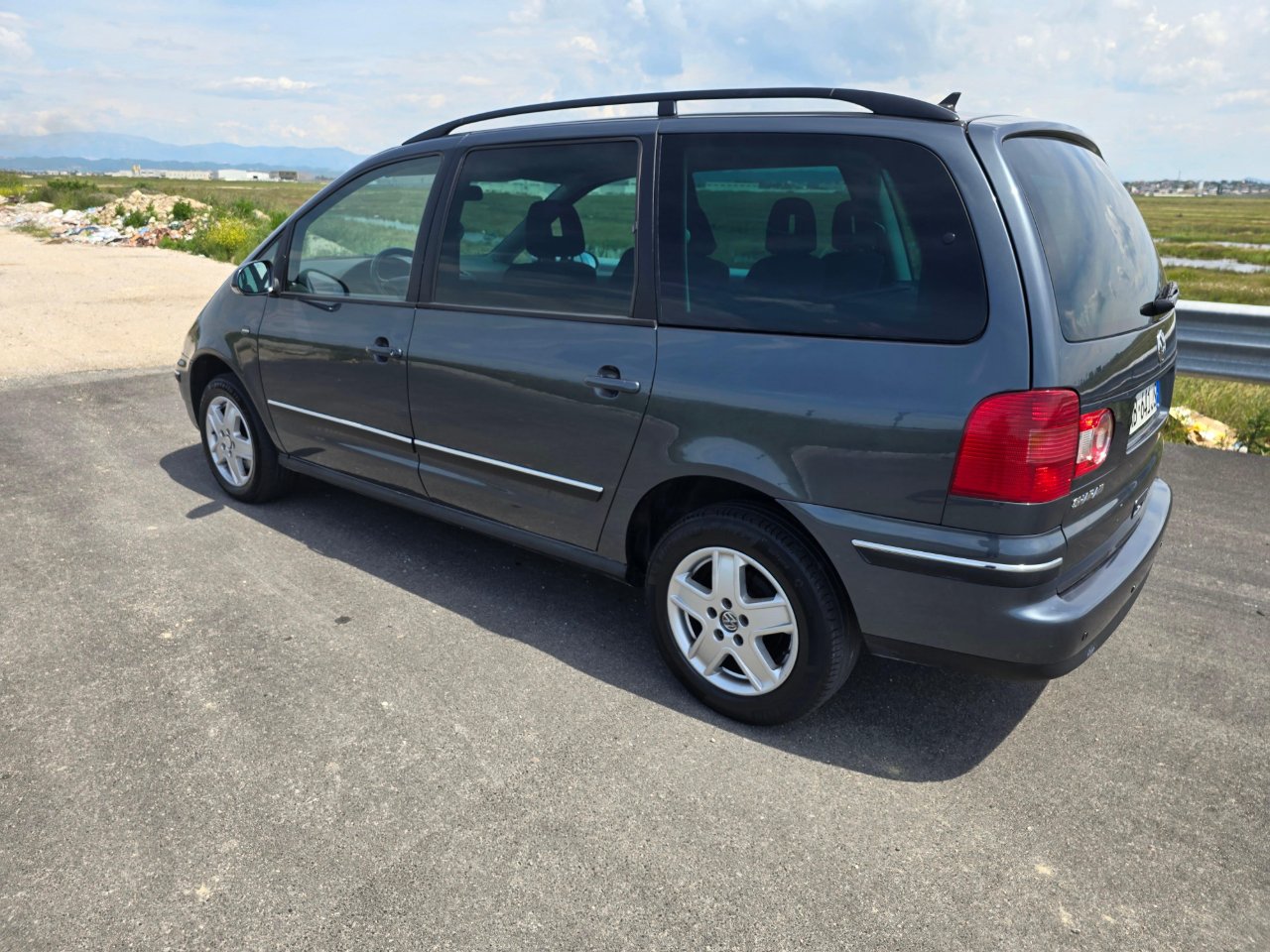 Shitet Sharan 1.9 TDI, 2007, automat, 4000€